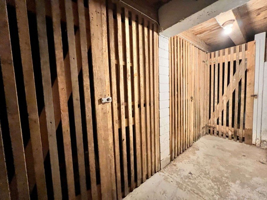 Kellerraum ist vorhanden Erdgeschosswohnung G�rwihl