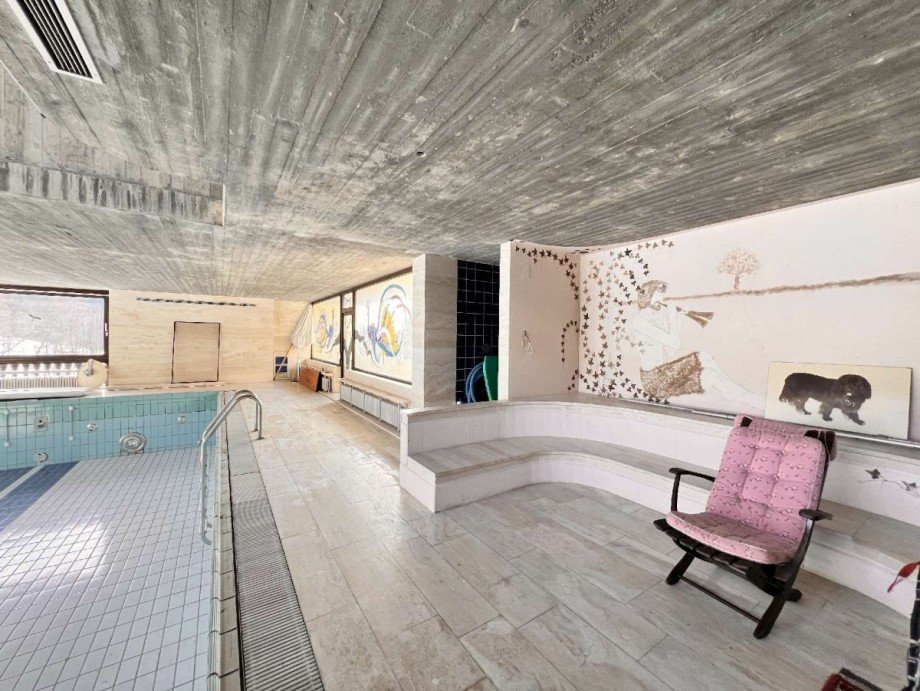 Schwimmhalle Einfamilienhaus Wehr