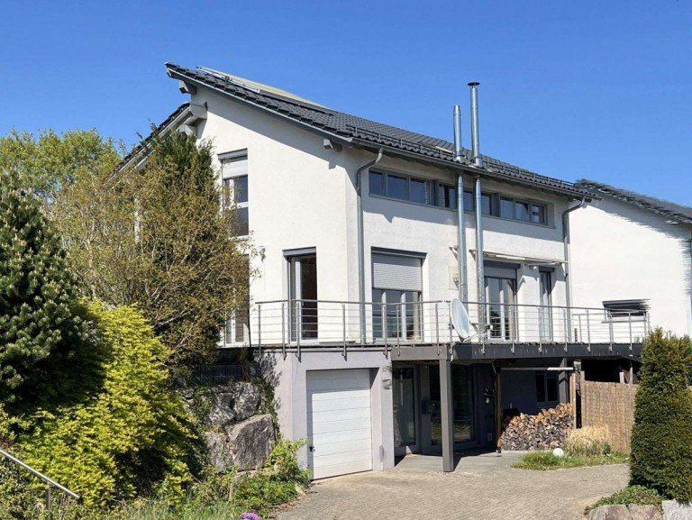 Au�enansicht G�rwihl Einfamilienhaus Klasse freistehendes Einfamilienhaus mit Terrasse, Balkon und Einliegerwohnung