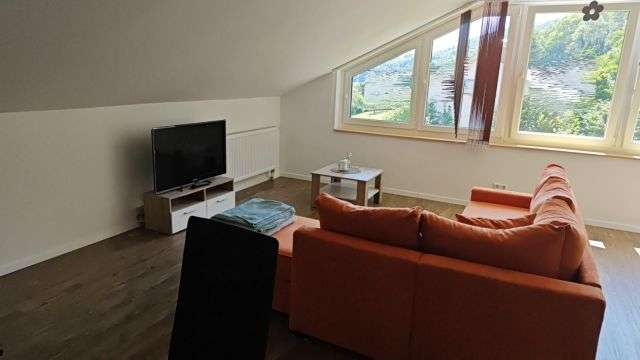 Wohnzimmer Whg. DG Einfamilienhaus St�hlingen