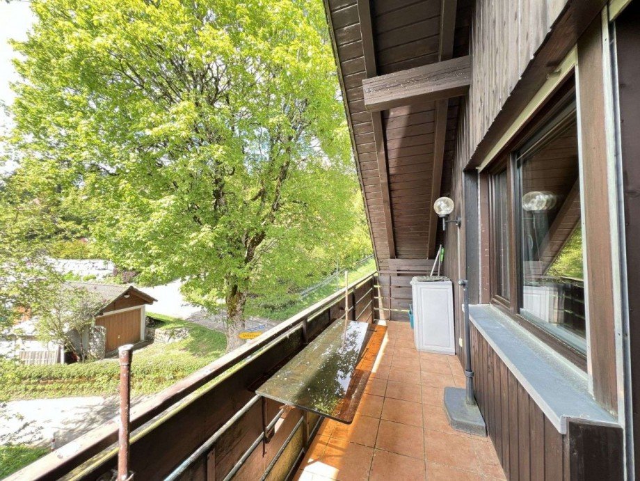 Balkon mit Blick ins Gr�ne Dachgeschosswohnung Herrischried
