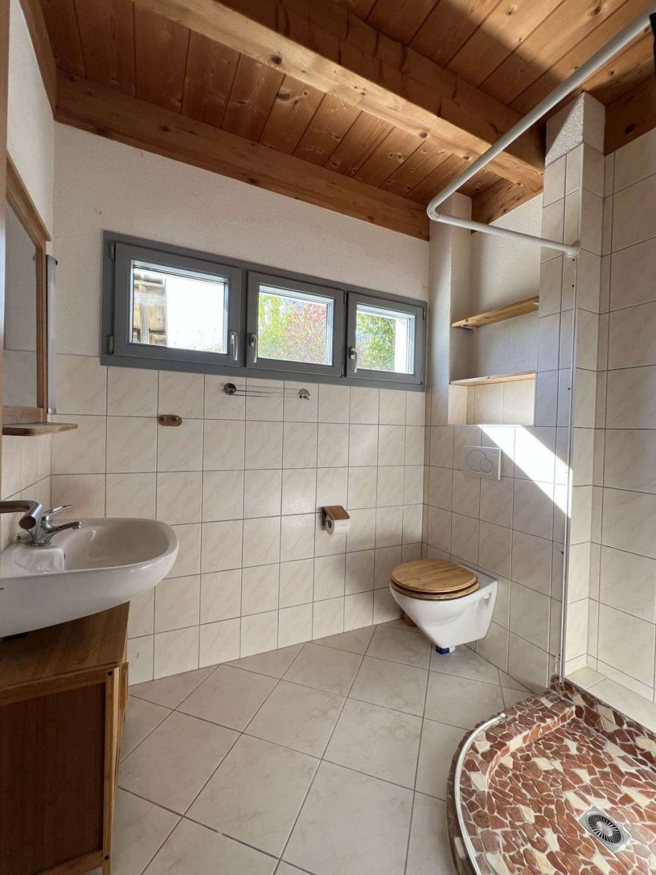 Dusche/WC im Erdgeschoss Einfamilienhaus G�rwihl