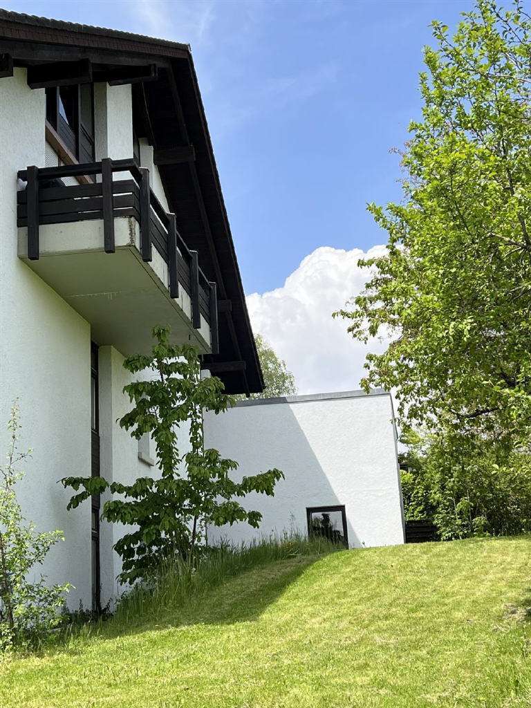 Ansicht S�dostbalkon Maisonettewohnung �hlingen-Birkendorf