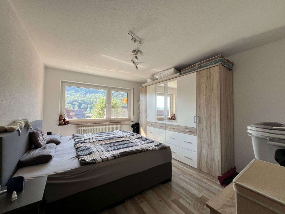 Schlafzimmer Wohnung EG Einfamilienhaus St�hlingen