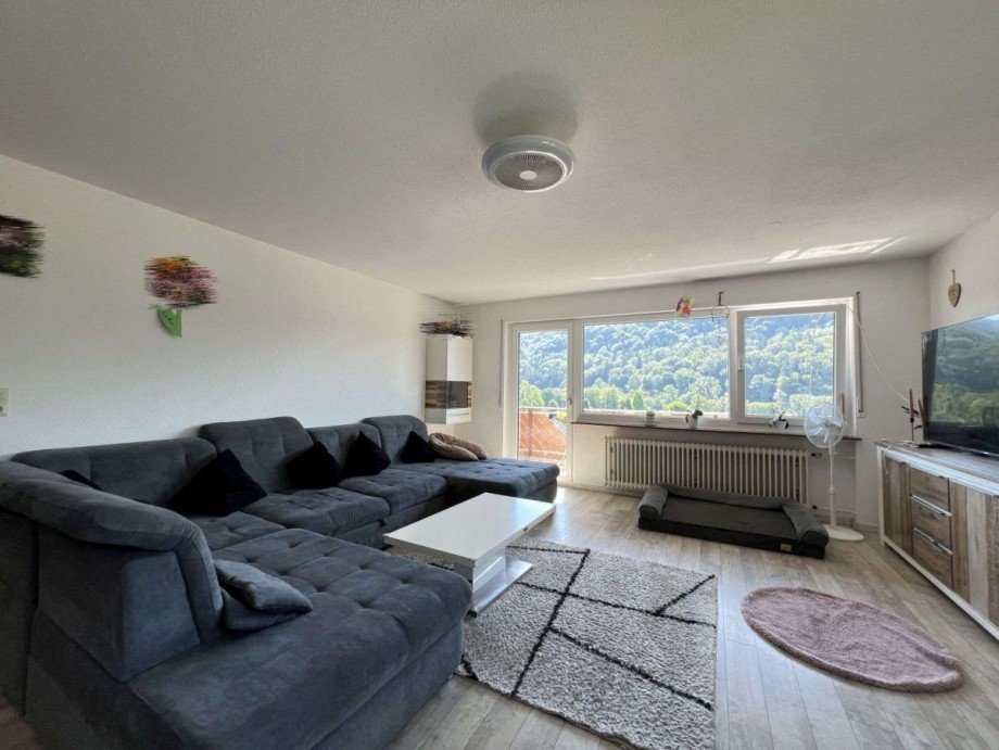 Wohnzimmer Mittelgeschoss Mehrfamilienhaus St�hlingen