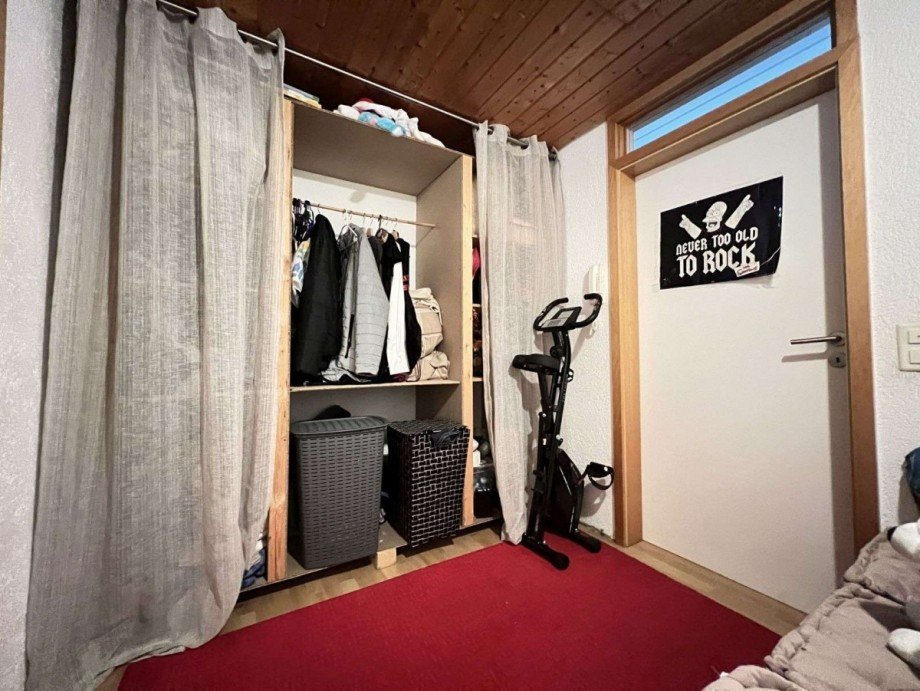 Diele mit Platz f�r einen Schrank Reihenmittelhaus St�hlingen
