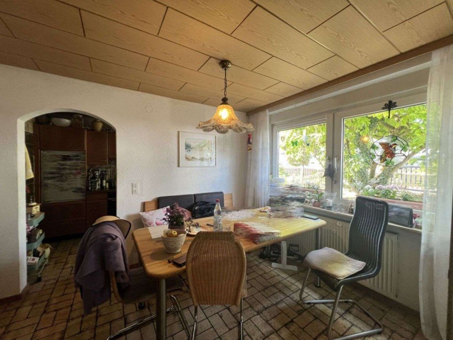 Esszimmer Doppelhaush�lfte Wut�schingen