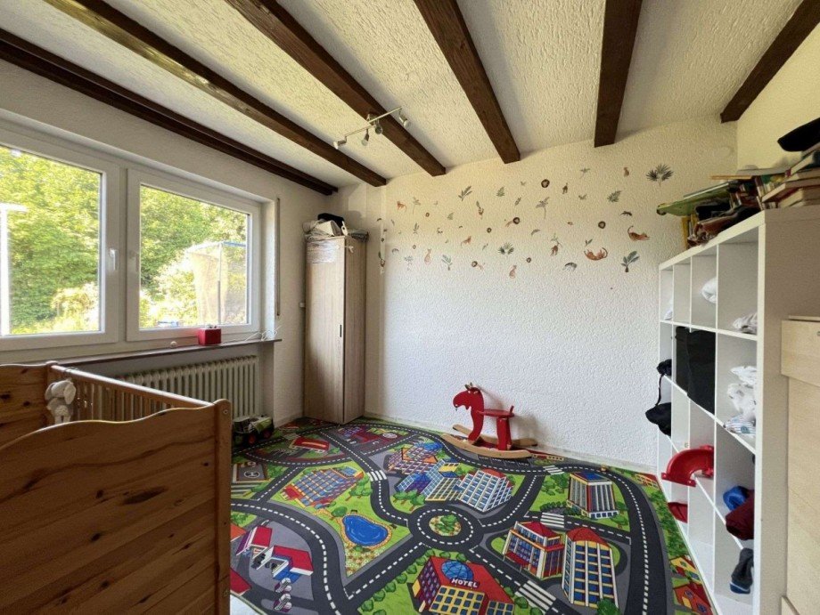 Zweites Kinderzimmer Mittelgeschoss Mehrfamilienhaus St�hlingen