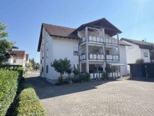 Wenige Wohneinheiten - klasse Galeriewhg. mit S�dwestbalkon Klasse Galeriewohnung mit sch�nem Balkon in kleiner Wohneinheit