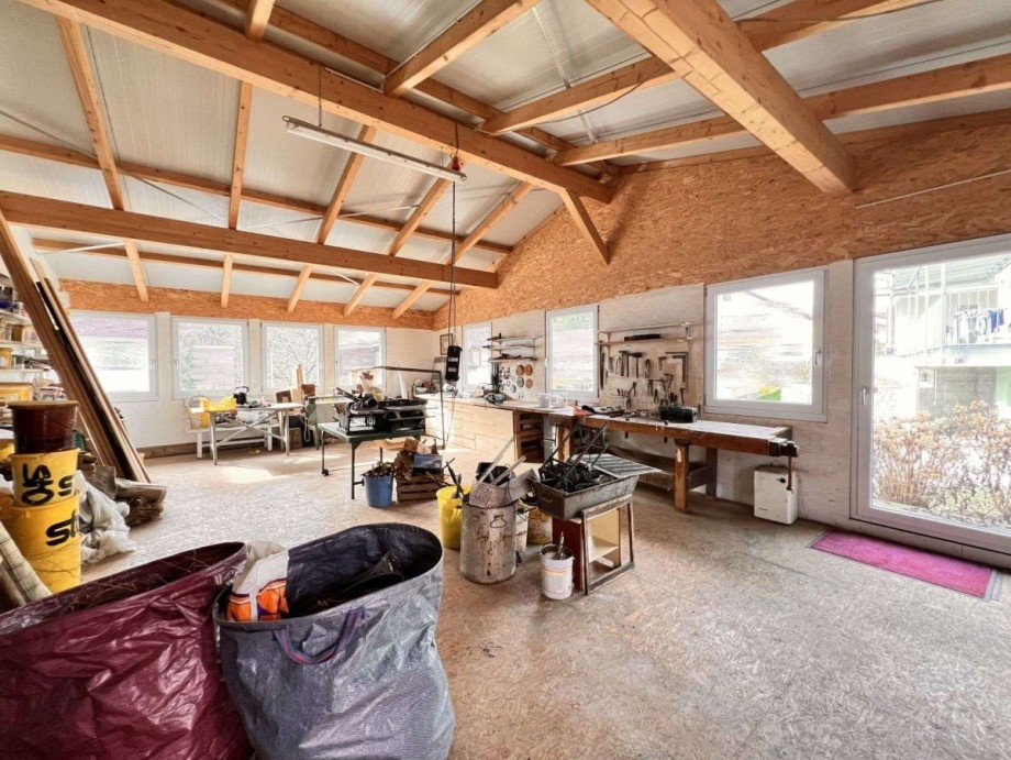 Werkstatt mit guter Raumh�he Zweifamilienhaus St�hlingen