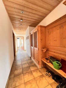 Ger�umiger Flur mit Einbaugarderobe Eine ETW mit Platz wie im EFH in Dogern