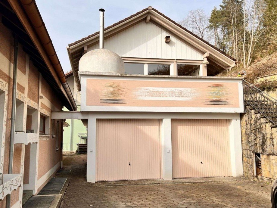 Nebengeb�ude Atelier mit Doppelgarage Zweifamilienhaus St�hlingen