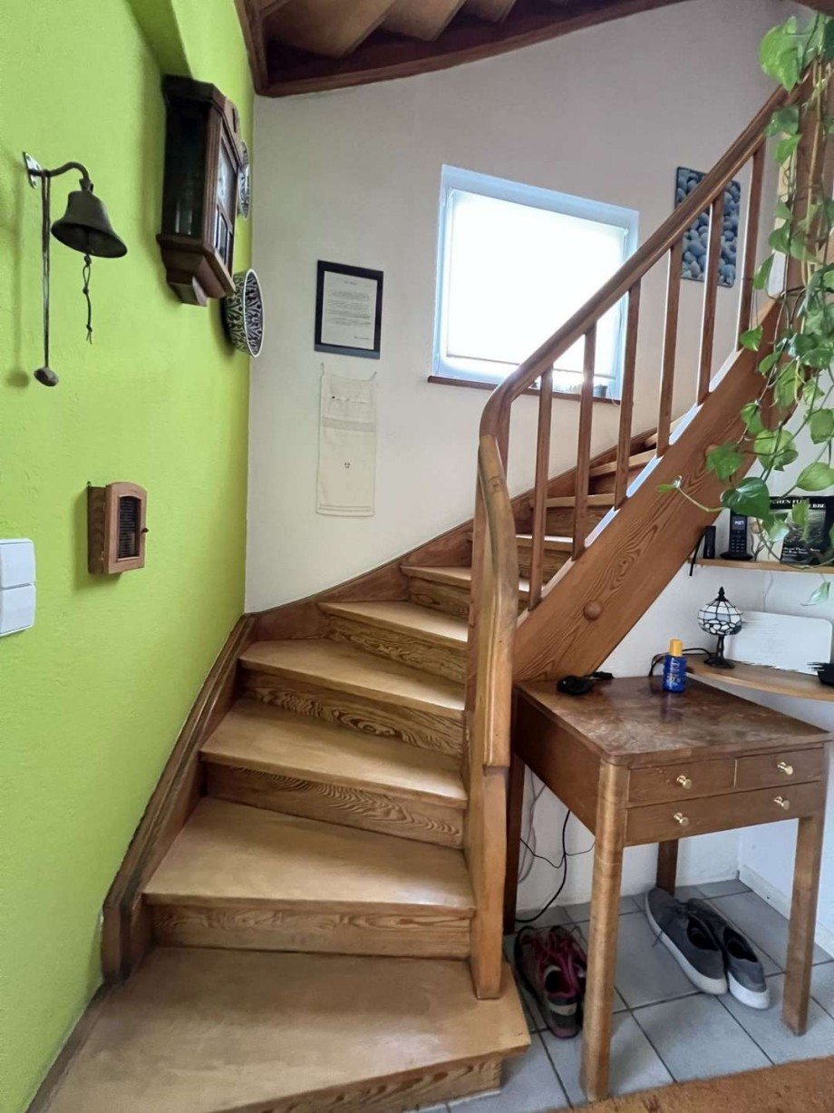 Schicke Holztreppe Reihenendhaus Waldshut-Tiengen