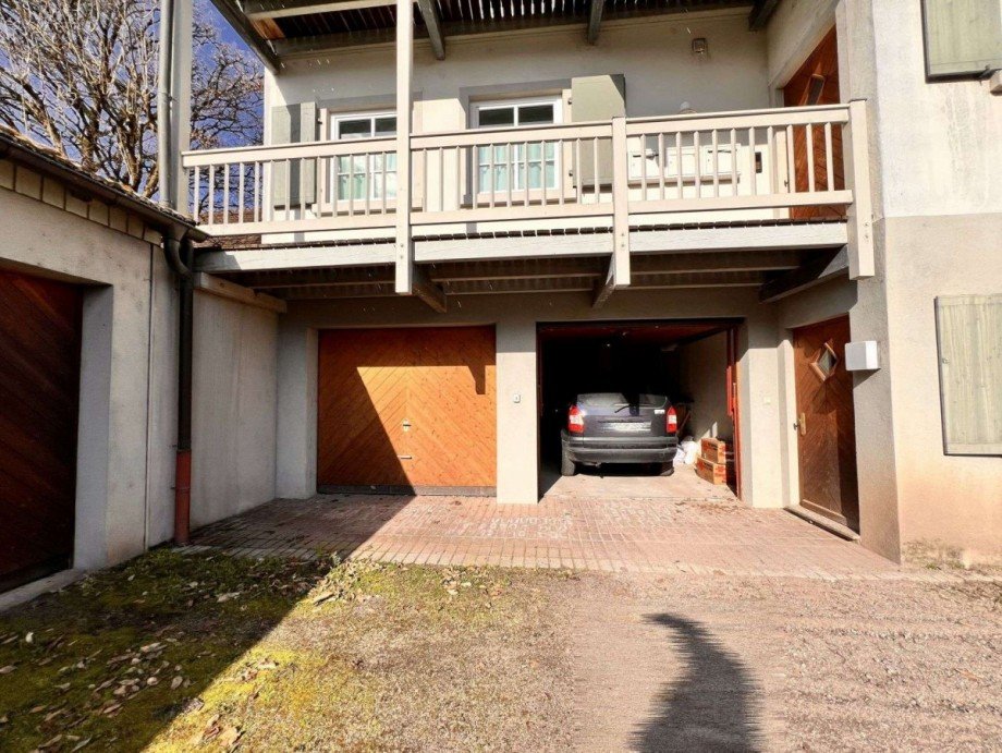 Optional mit 1 oder 2 hausintegrierten Garagen Etagenwohnung Dogern